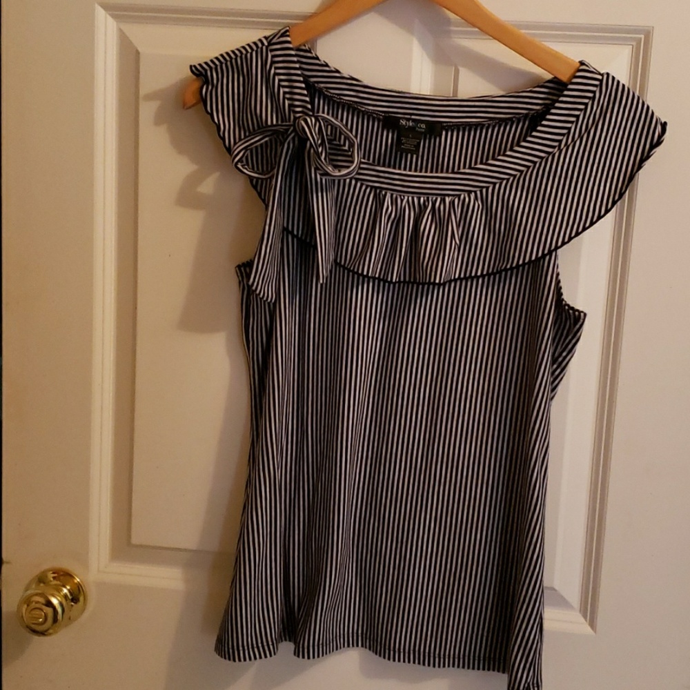 Style & Co tank top